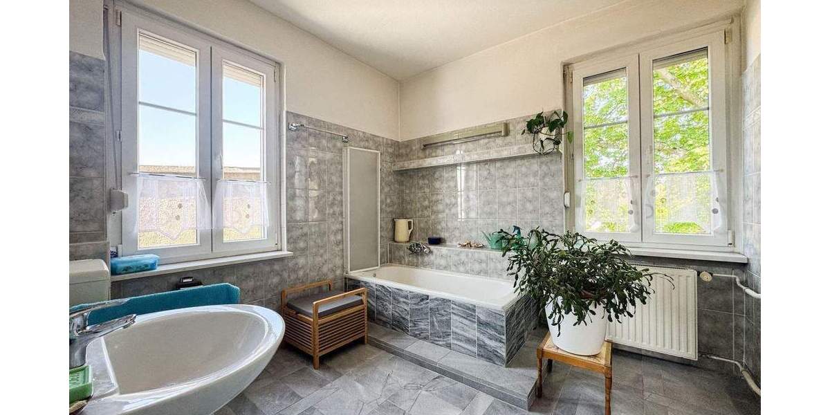 Mehrfamilienhaus, Wohnhaus Halle (Saale) Kanena-Bruckdorf - 9 Zimmer, 120 m&sup2;, 450.000&euro; | Angebot:26188224