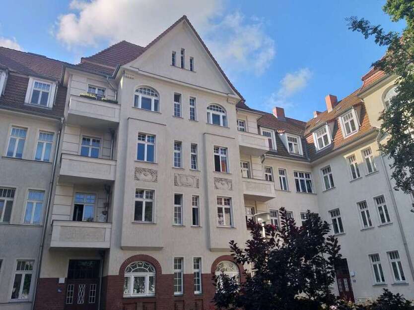 Wohnung zum Mieten in Halle (Saale) 590 € 59 m²