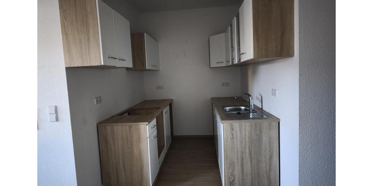 Hochparterre Teutschenthal - 1 Zimmer, 33 m&sup2;, 390&euro; | Angebot:26443157