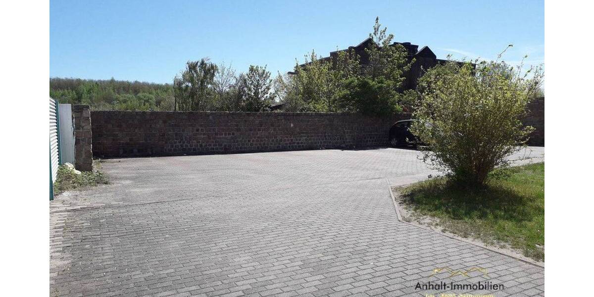 Etagenwohnung Bitterfeld Bitterfeld - 2 Zimmer, 69 m&sup2;, 520&euro; | Angebot:26799303
