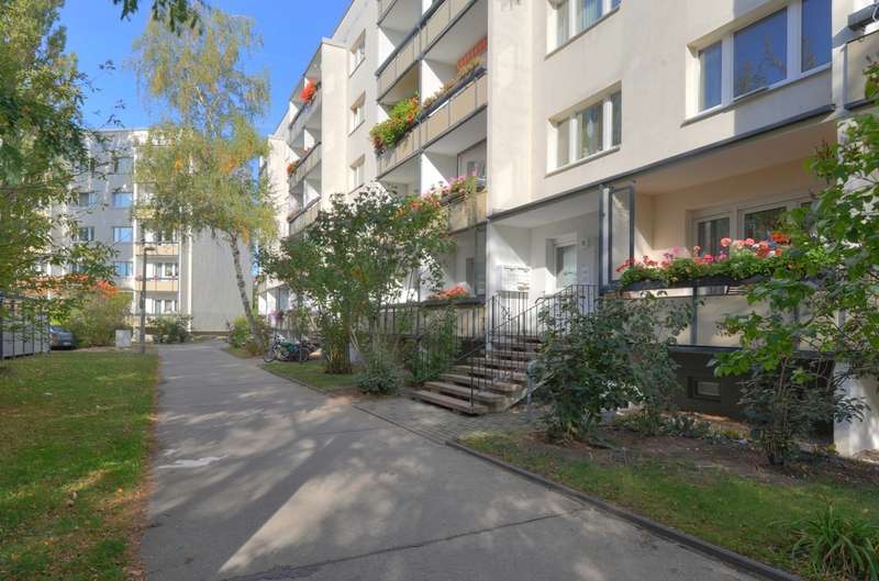 Etagenwohnung Halle Gesundbrunnen - 3 Zimmer, 61 m&sup2;, 382&euro; | Angebot:27090950