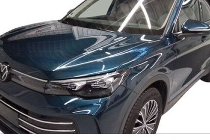 VW Tiguan 19.571 km 45.620 &euro; Halle (Saale) 06110