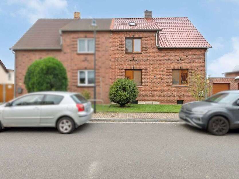 Haus zum Kaufen in Raguhn-Jeßnitz 150.000 € 130 m²