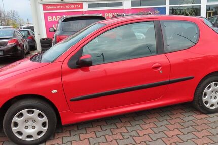 Peugeot 206 75.496 km 2.490 &euro; Sandersdorf-Brehna 06796