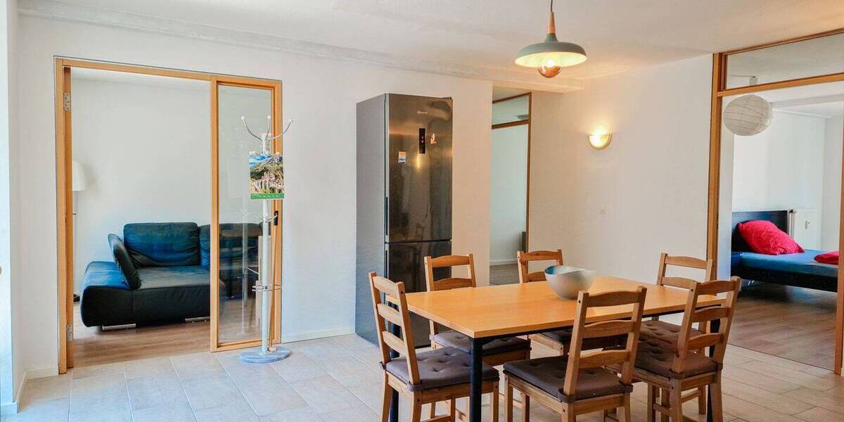 Etagenwohnung Merseburg Neumarkt (Vorstadt) - 6 Zimmer, 171 m&sup2;, 1.980&euro; | Angebot:26806442