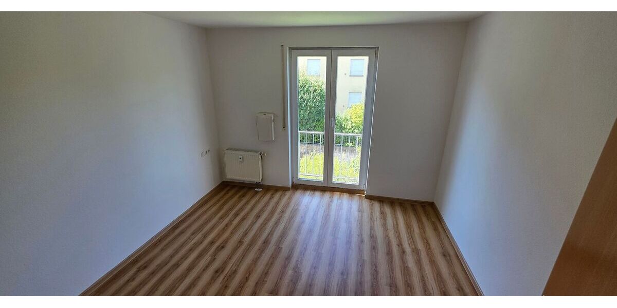 3-Raum-Whg. 83,2 qm 1.OG mit Balkon + TG-Platz - Appartement Schkeuditz Wehlitz | Angebot:27528123