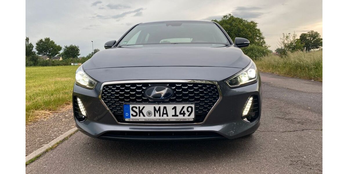 Hyundai i30 110.800 km 11.900 &euro; Merseburg 06217