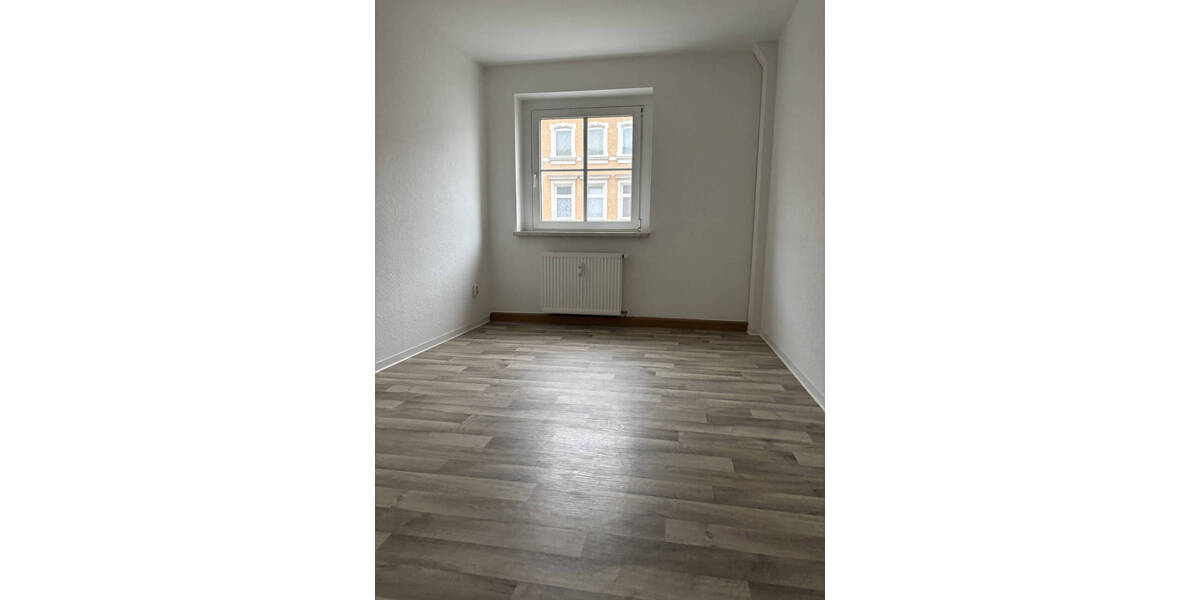 Etagenwohnung Halle Freiimfelde - 3 Zimmer, 65 m&sup2;, 530&euro; | Angebot:26257236
