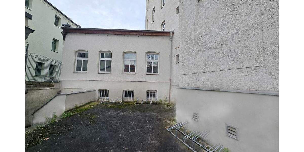 Gewerbeobjekt Halle (Saale) Innenstadt - 1 Zimmer, 210 m&sup2;, 1.175&euro; | Angebot:24793249