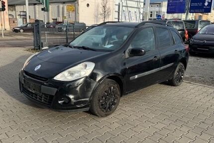Renault Clio 182.000 km 1.999 € Halle 06112