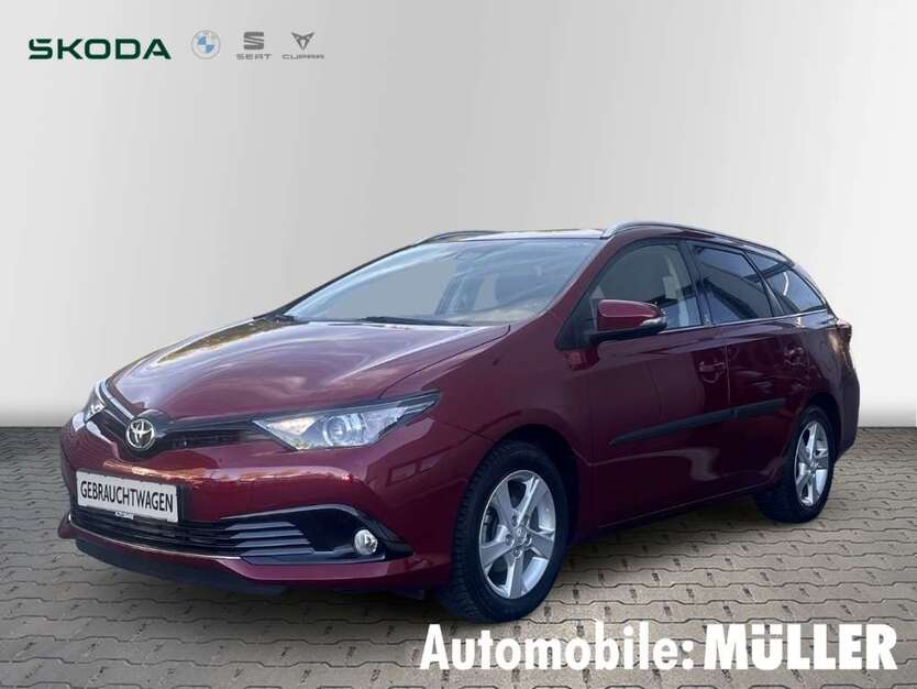 Toyota Auris 69.032 km 14.950 € Leipzig 04328