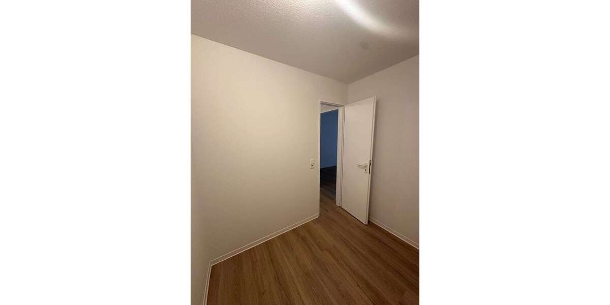 4-Zimmer-Wohnung mit Balkon, offener Küche, Gäste-WC 4 zimmer
