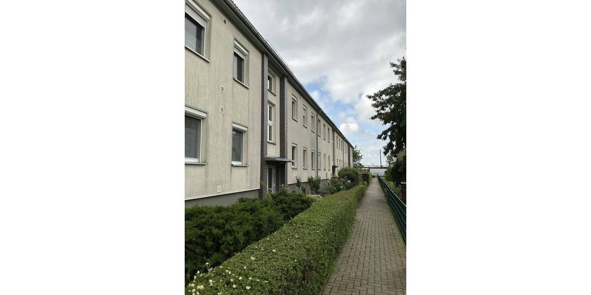 Etagenwohnung Bitterfeld-Wolfen Wolfen - 3 Zimmer, 65 m&sup2;, 50.000&euro; | Angebot:23978110