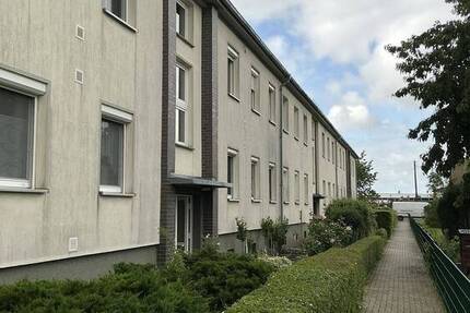 Wohnung Bitterfeld-Wolfen Wolfen - 3 Zimmer, 65 m&sup2;, 50.000&euro; | Angebot:23978110