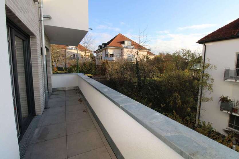 SOFORT EINZIEHEN!!! Bezugsfreie 4-Zimmer Wohnung, TG Stellplatz