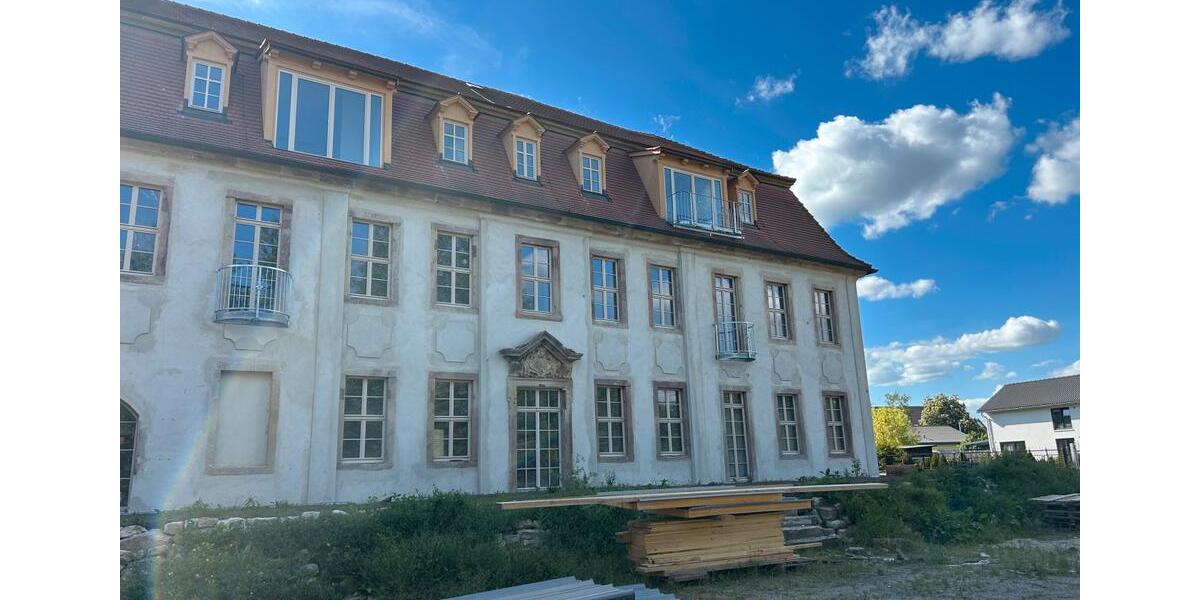 Terrassenwohnung Teutschenthal - 5 Zimmer, 203 m&sup2;, 1.800&euro; | Angebot:26194505