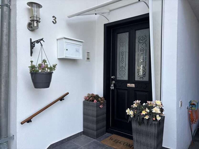 Ein Platz zum Ankommen – großzügige Doppelhaushälfte mit Traumgarten 5 zimmer