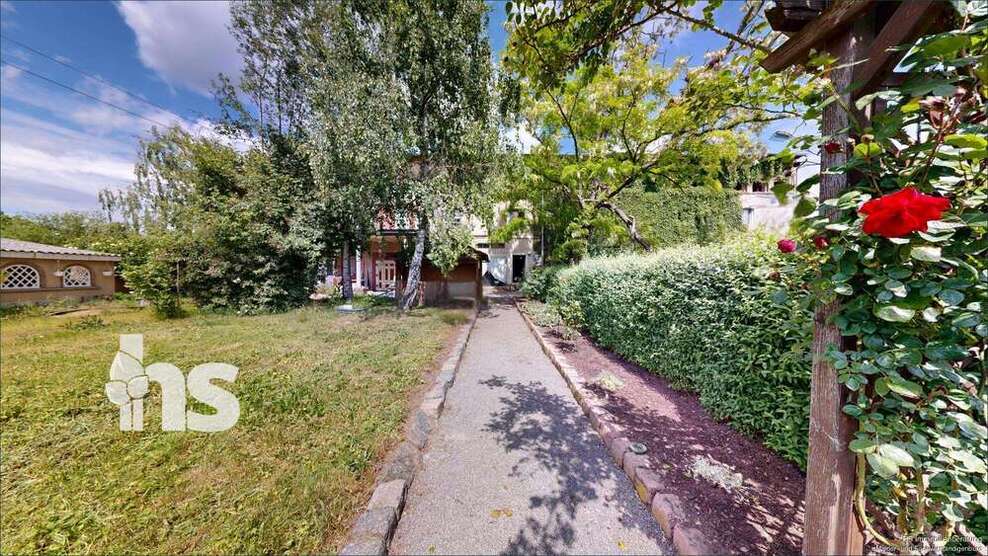 Haus zum Kaufen in Schwerz 130.000 € 120 m²