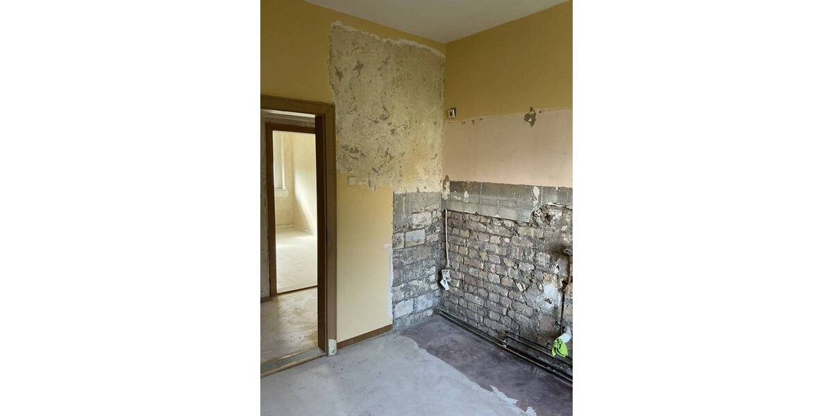 Etagenwohnung Bitterfeld-Wolfen Wolfen - 3 Zimmer, 65 m&sup2;, 35.000&euro; | Angebot:25802521