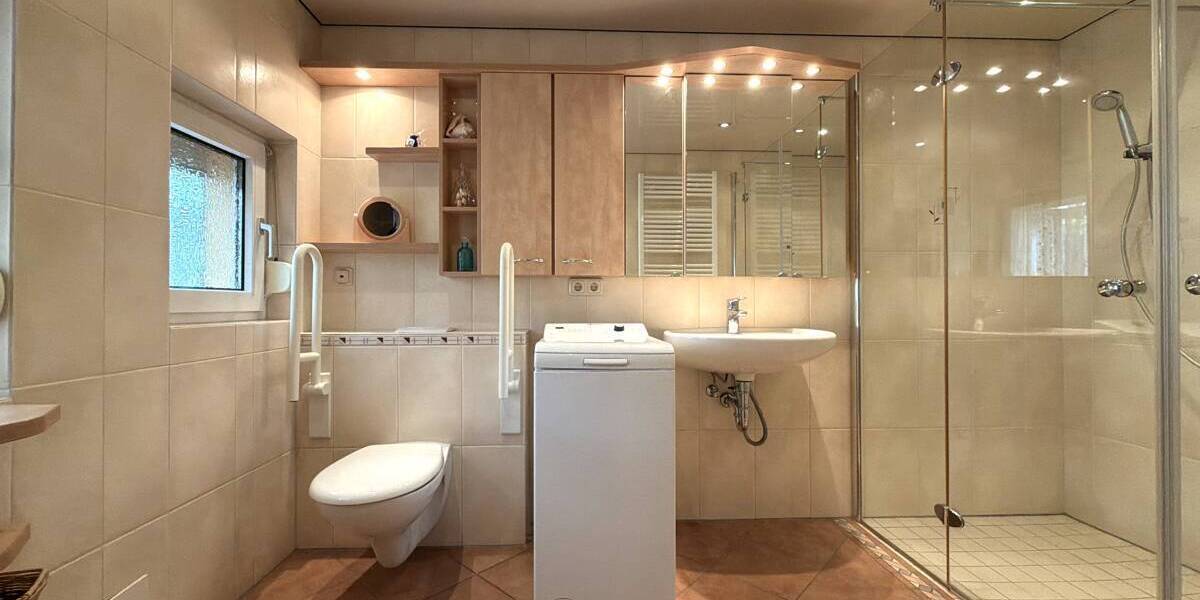 Doppelhaushälfte Bitterfeld-Wolfen Greppin - 4 Zimmer, 107 m&sup2;, 125.000&euro; | Angebot:26751001