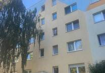 Bezugsfertige 3-Raum Wohnung in Randlage von Halle-Neustadt, idyllisch im Grünen & Loggia mit Weitblick!