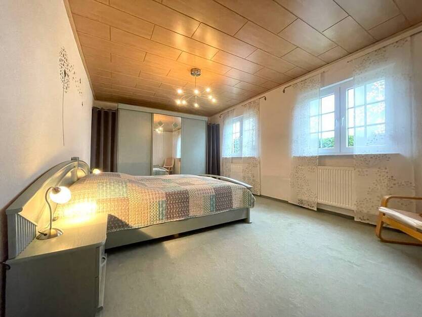 Wohnen, spielen, genießen - Familienfreundliches Einfamilienhaus mit großzügigem Garten in Brehna!