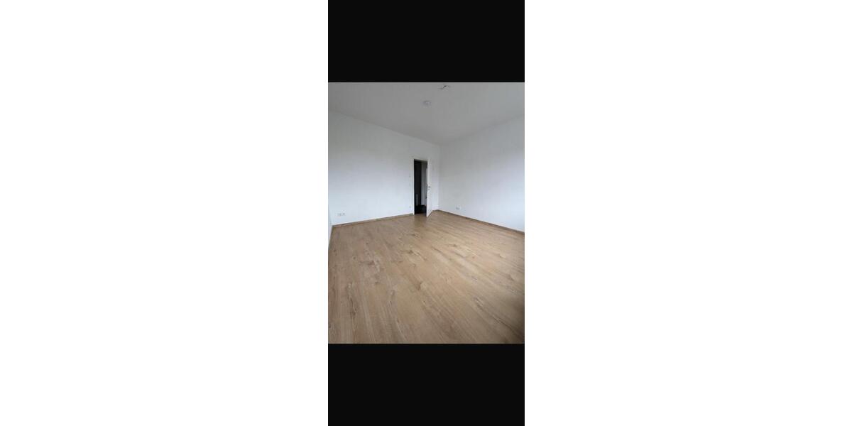 Reihenhaus Delitzsch - 4 Zimmer, 102 m&sup2;, 1.650&euro; | Angebot:25056173