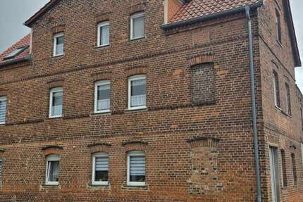 Haus Bitterfeld-Wolfen Wolfen - 5 Zimmer, 140 m&sup2;, 95.000&euro; | Angebot:27290265