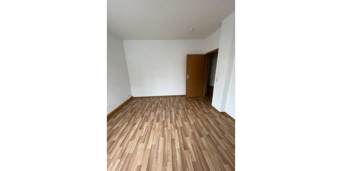 Etagenwohnung Halle Damaschkestraße - 2 Zimmer, 50 m&sup2;, 390&euro; | Angebot:26257235