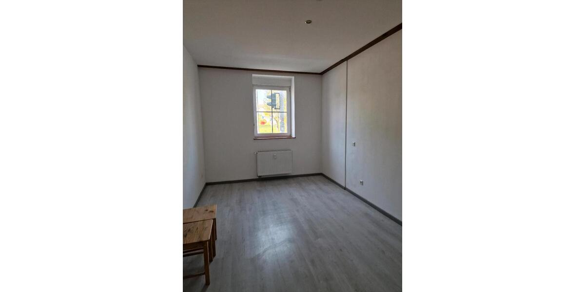 Erdgeschoßwohnung Halle (Saale) Büschdorf - 3 Zimmer, 75 m&sup2;, 540&euro; | Angebot:26350109