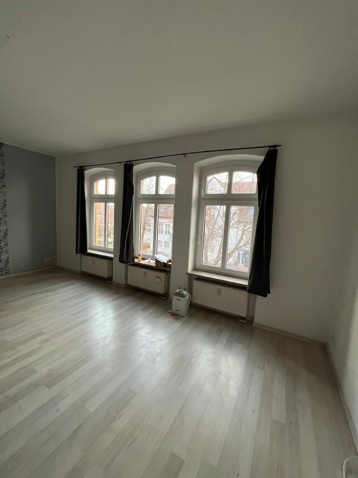 3-Raum Wohnung Niemberg zimmer