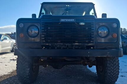 Land Rover Defender 209.999 km 11.999 &euro; Könnern OT Beesenlaublingen 06420