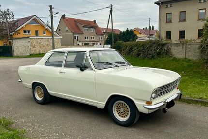 Opel Kadett 39.500 km 7.800 € Markranstädt 04420