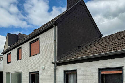 KP nur 98.000 €!!! Kleines Einfamilienhaus für 2 Personen in Langerwehe - Heistern