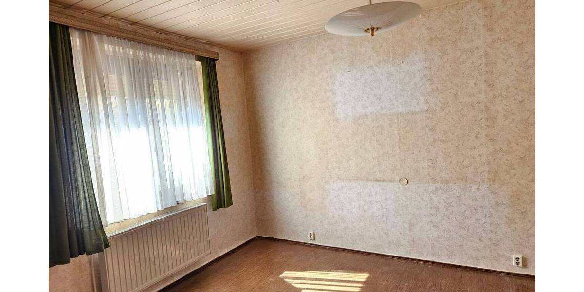 Reihenendhaus Lutherstadt Eisleben - 4 Zimmer, 97 m&sup2;, 59.500&euro; | Angebot:24051740