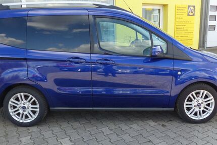 Ford Tourneo Courier 140.700 km 8.500 € Leipzig 04316