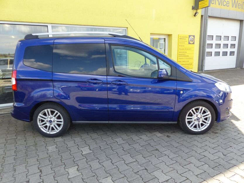 Ford Tourneo Courier 140.700 km 8.500 € Leipzig 04316