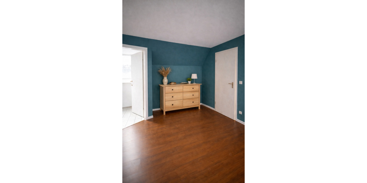 Dachgeschoßwohnung Delitzsch - 3 Zimmer, 117 m&sup2;, 942&euro; | Angebot:24864314