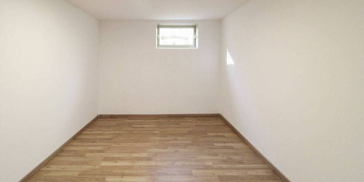 Reihenmittelhaus Leuna Kötschlitz - 5 Zimmer, 100 m&sup2;, 240.000&euro; | Angebot:26107524