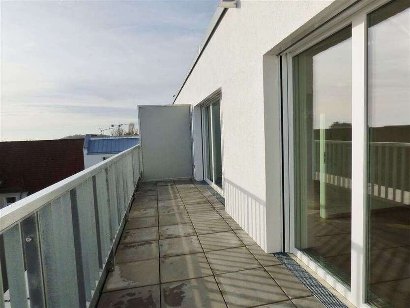 Wohnung zum Mieten in Leipzig 1.900 € 166.4 m²