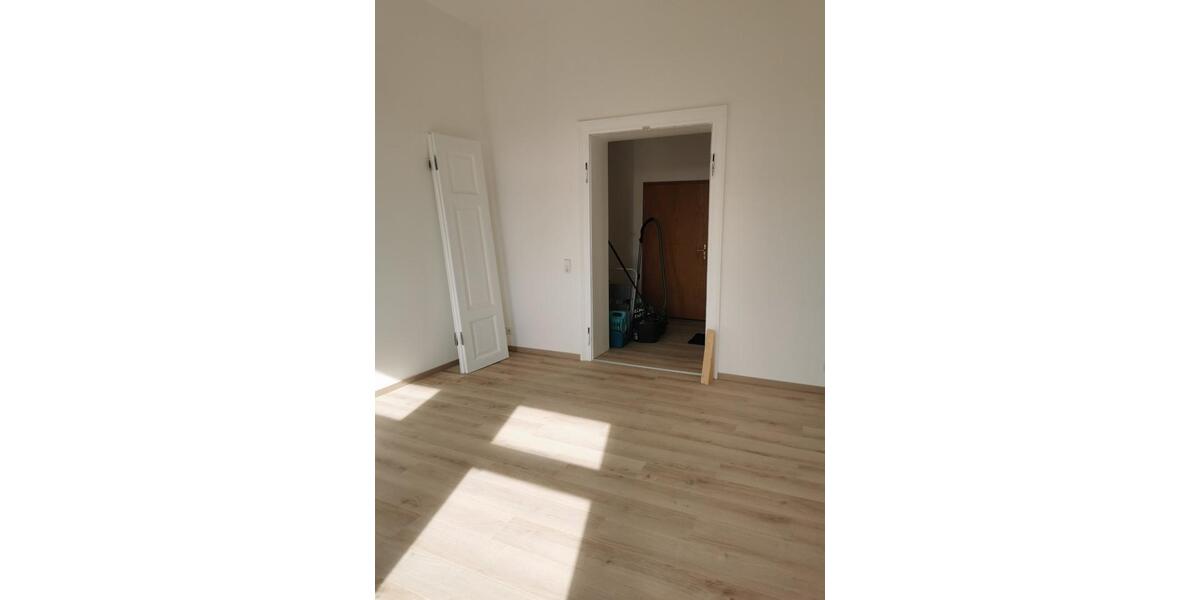 Etagenwohnung Delitzsch - 4 Zimmer, 112 m&sup2;, 1.150&euro; | Angebot:25887685