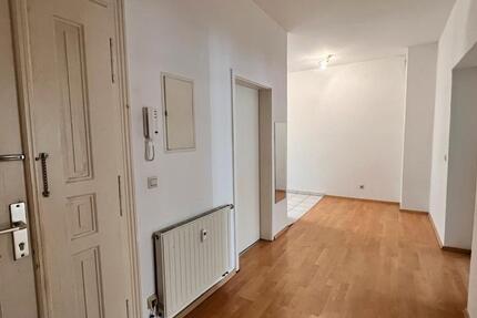2 Zimmern Wohnung