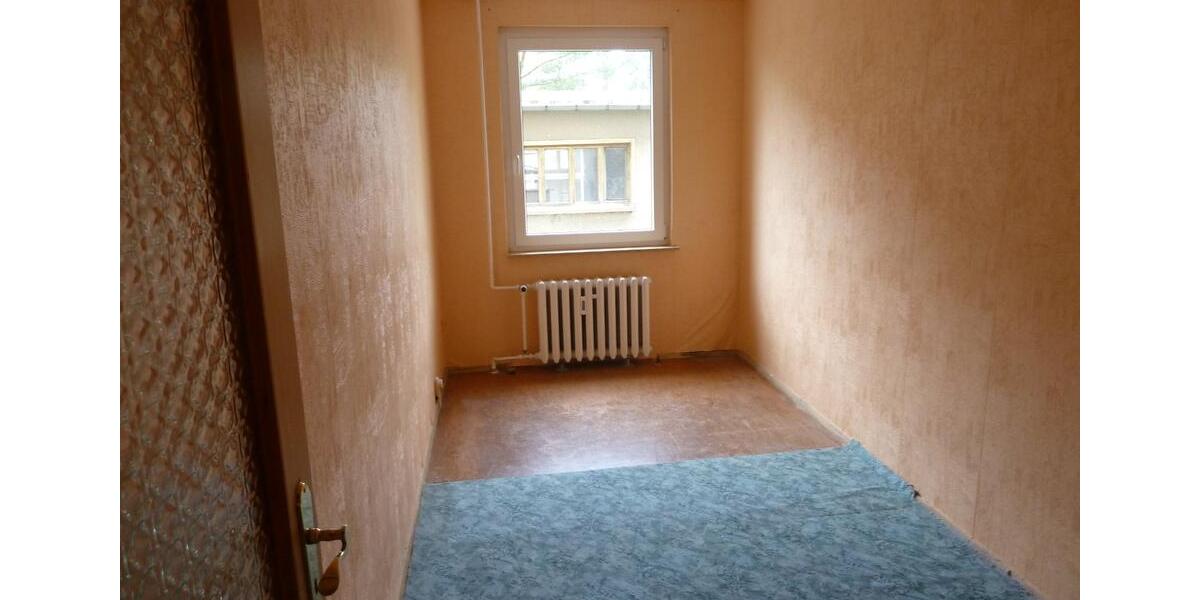 Etagenwohnung Südliches Anhalt - 4 Zimmer, 75 m&sup2;, 318&euro; | Angebot:24750009