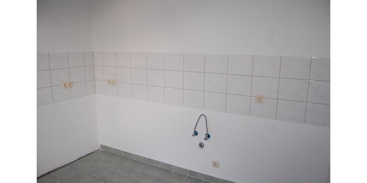 Etagenwohnung Köthen (Anhalt) - 1 Zimmer, 40 m&sup2;, 200&euro; | Angebot:24614946