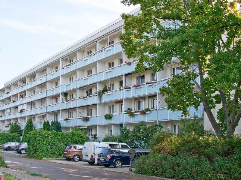 Wohnung zum Mieten in Halle (Saale) 392 € 59.09 m²