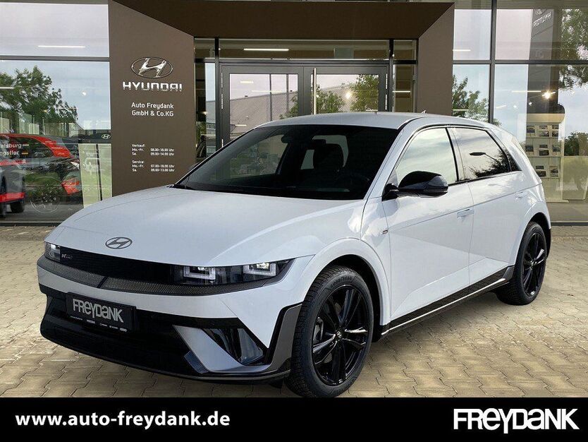 Hyundai IONIQ 5 13.857 km 52.499 € Leipzig 04178
