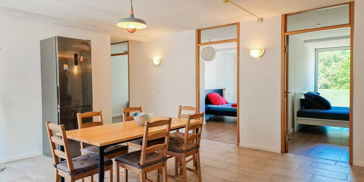 Etagenwohnung Merseburg Neumarkt (Vorstadt) - 6 Zimmer, 171 m&sup2;, 1.980&euro; | Angebot:26806442
