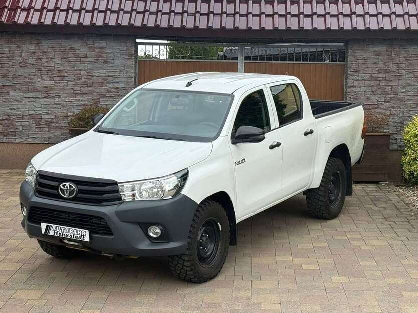 Toyota Hilux 145.501 km 25.900 € Salzatal OT Höhnstedt 06198