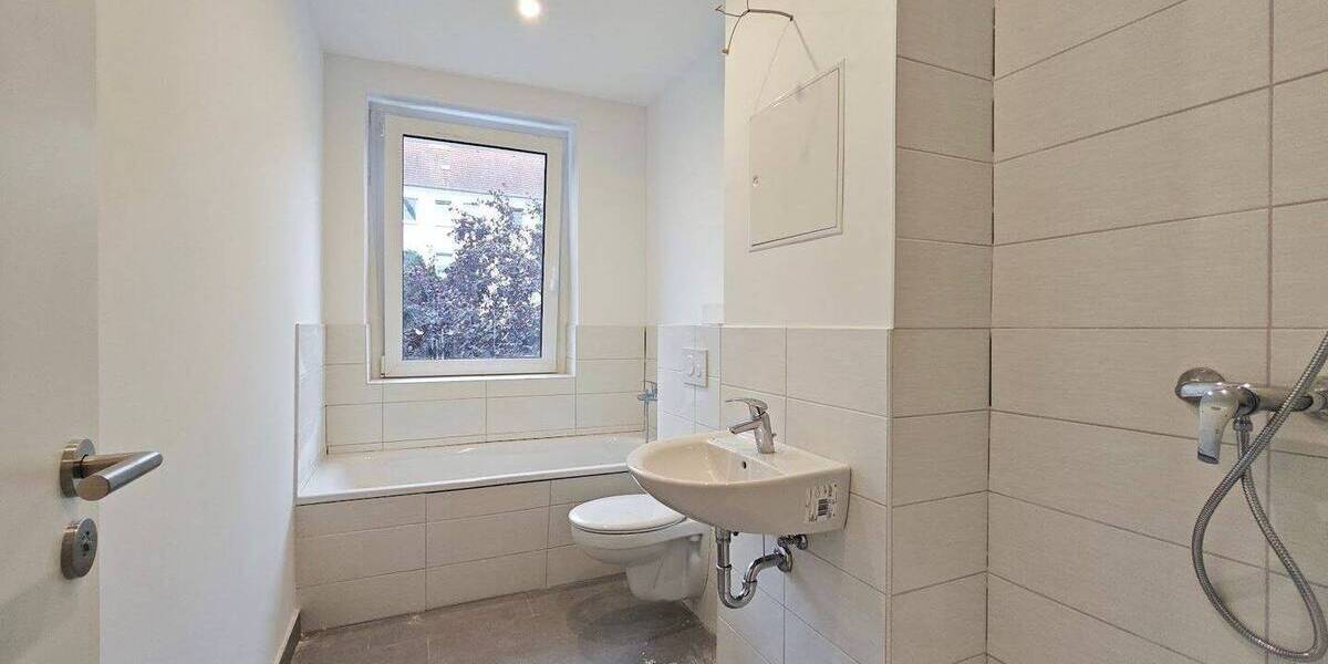 Etagenwohnung Merseburg - 3 Zimmer, 71 m&sup2;, 465&euro; | Angebot:26851569