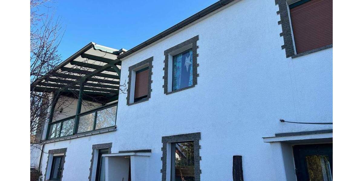 Einfamilienhaus Petersberg - 5 Zimmer, 140 m&sup2;, 275.000&euro; | Angebot:25770422